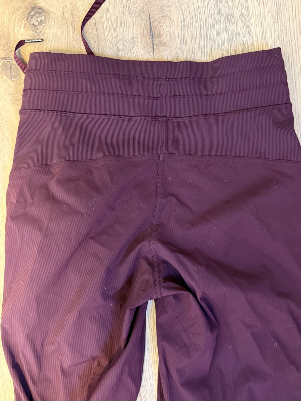 lululemon athletica Women's Jogger Pants in Deep Burgundy - Picture 5 of 6